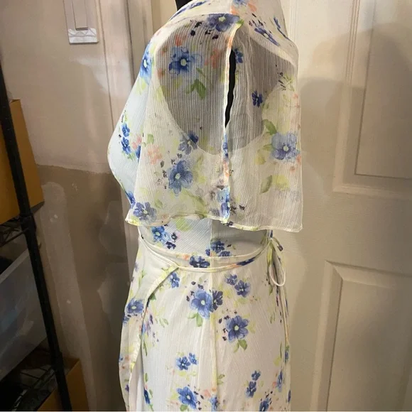 Altar’d  State Maxi Floral Wrap Dress in White womens Small white short sleeve - Picture 4 of 13